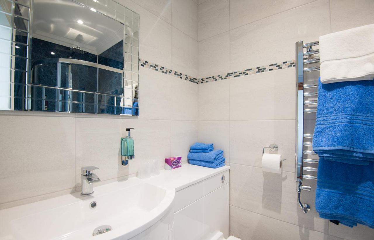 Gwesty Gadlys Hotel 세매즈베이 외부 사진