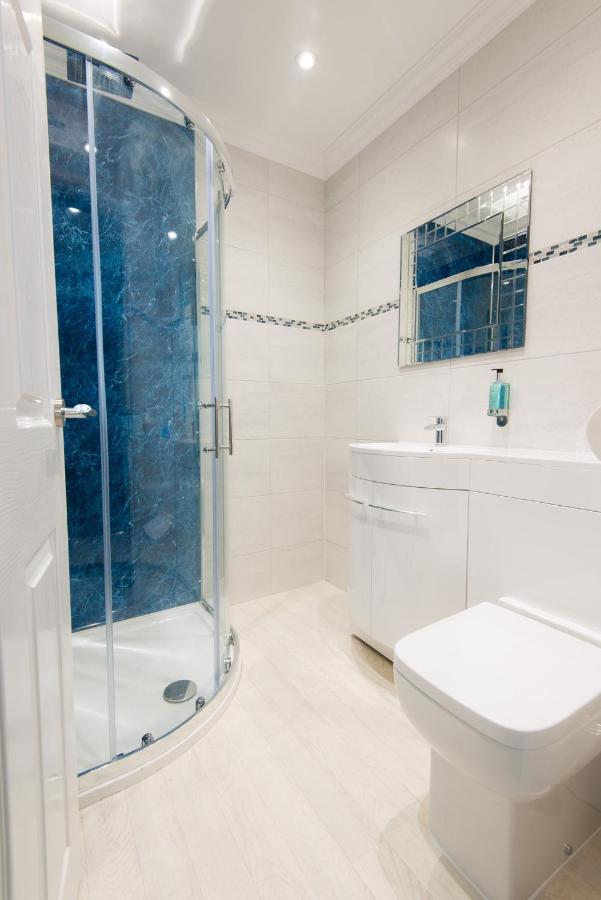 Gwesty Gadlys Hotel 세매즈베이 외부 사진