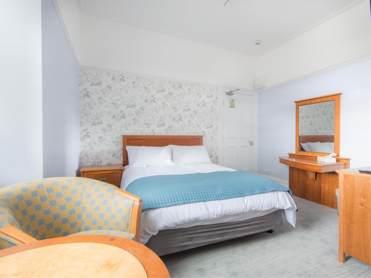 Gwesty Gadlys Hotel 세매즈베이 외부 사진